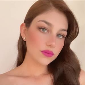 Meet your Posher, Araceli